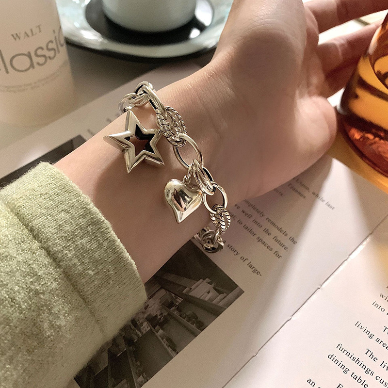 2025 New Explosions Super Flash Comet Zircon Bracelet Women's Light Luxury Exquisite Niche Simple Design Feeling Bracelet