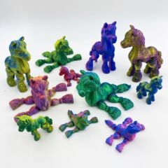 国境を越えた新製品 3D プリントおもちゃマルチカラーレインボー白馬フィギュア人形関節尾可動クリエイティブ装飾品