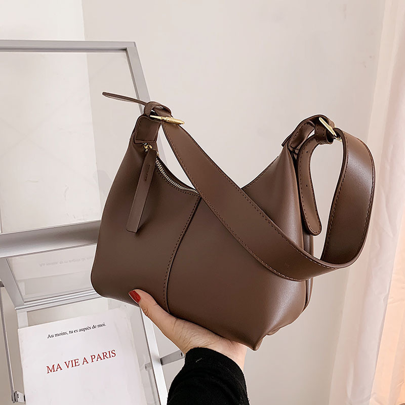 Cross-border Wholesale Women's Bag Shoulder Portable All-match Women's Bag Niche Design New Fashion High-end Retro Crossbody Bag