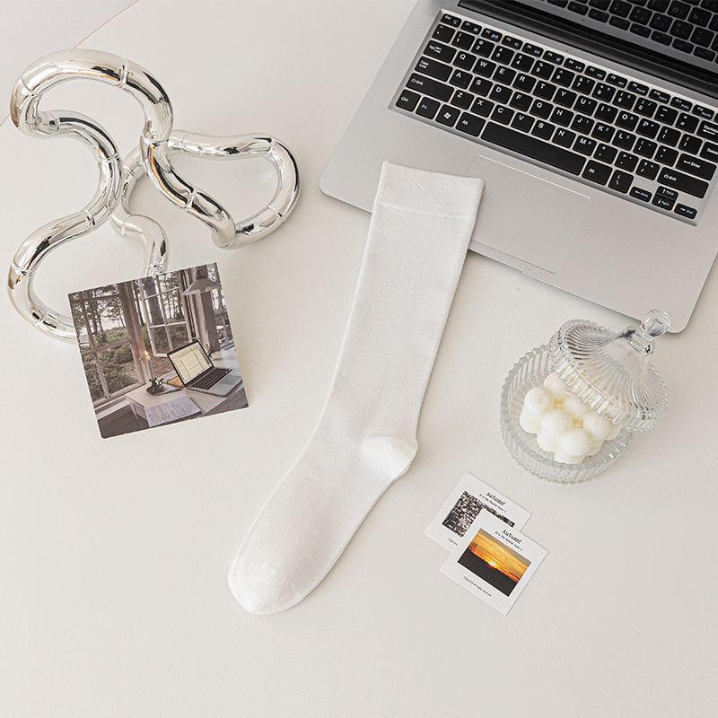 [종아리 중간 양말] 화이트