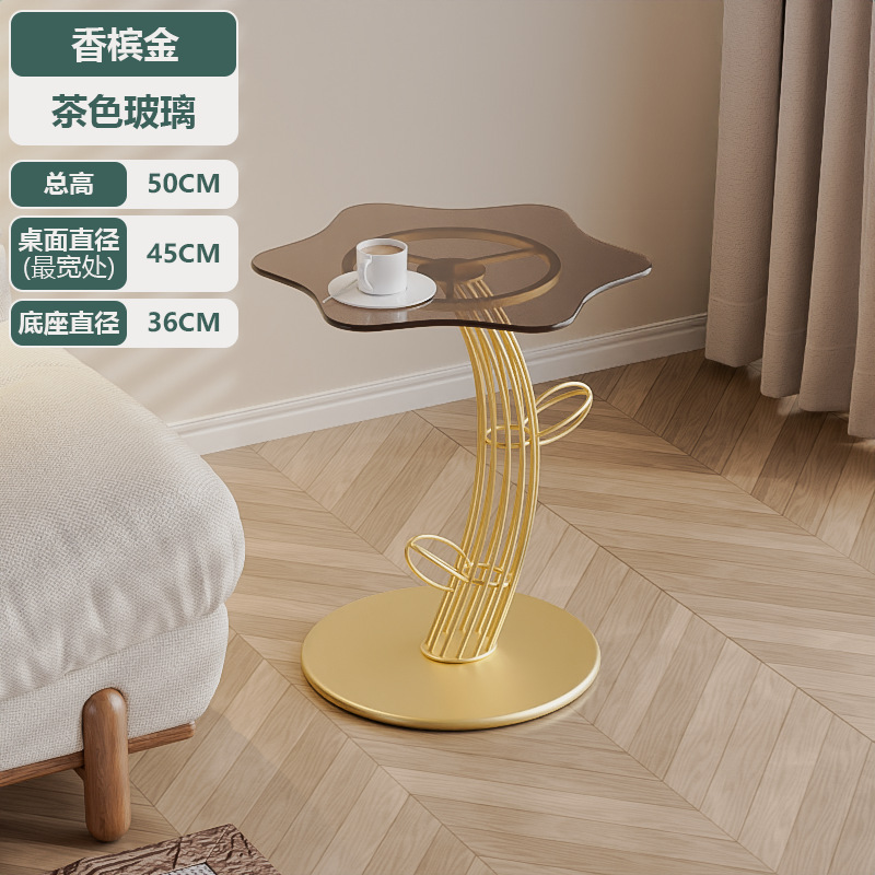 황금 선인장 + 구름 유리