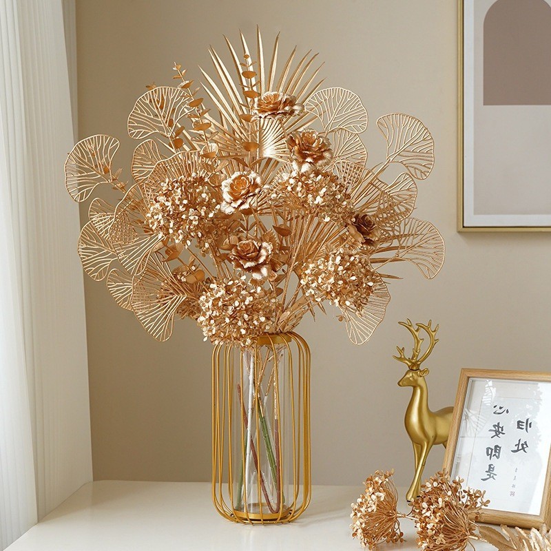 Gold simulation flower eucalyptus ginkgo leaf gold simulation red fruit Christmas flower bucket simulation flower New Year ornaments