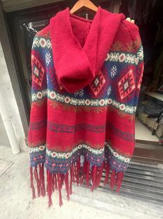 2023 autumn and winter travel photography retro wine red Christmas tassel hooded cape shawl sweater coat Qinghai Xizang