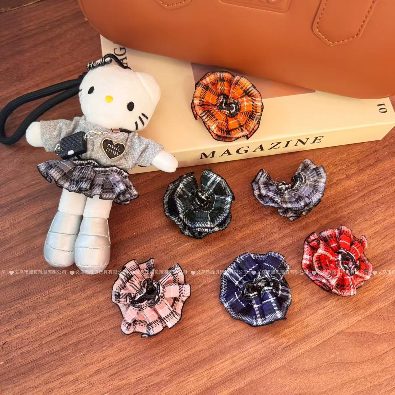 新款长腿KT格子公主裙迷你小裙子公仔diy配件玩具娃娃玩偶衣服