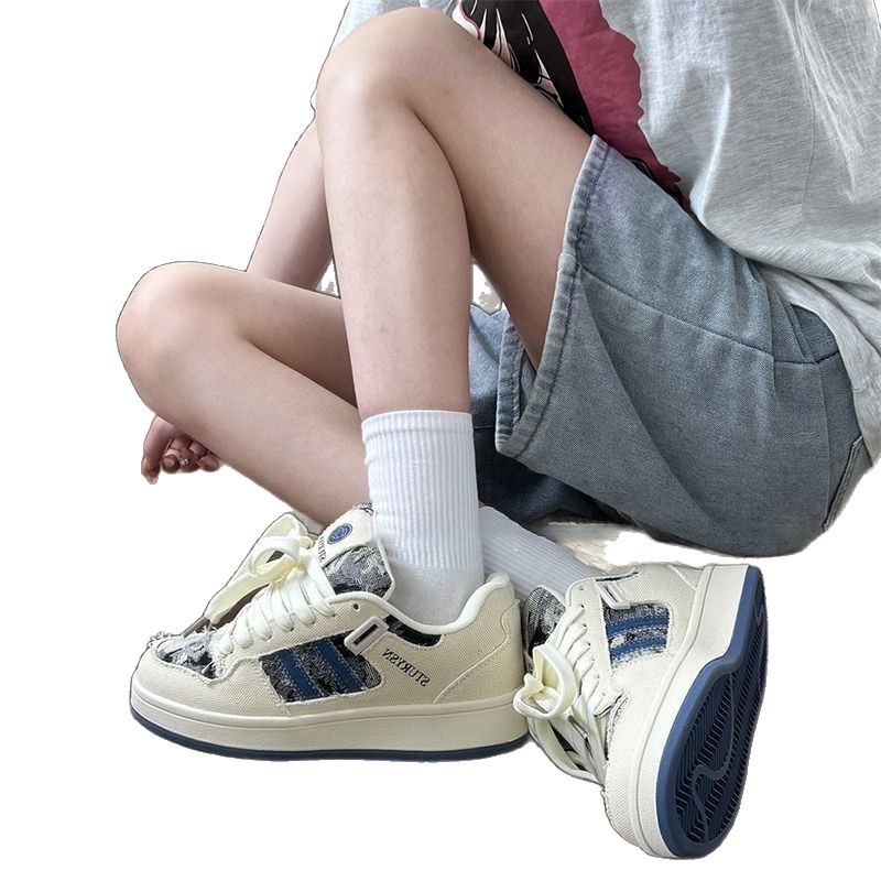 Retro estilo de Hong Kong zapatos de pan de mujer in tide primavera 2025 nuevo denim versátil zapatos de skate de estudiantes mujeres coreanas