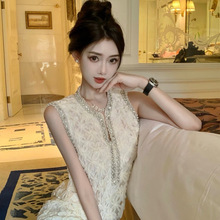 重工钉珠俏皮气质遮肉显瘦香风露肩连衣裙女一件代发一件包邮。