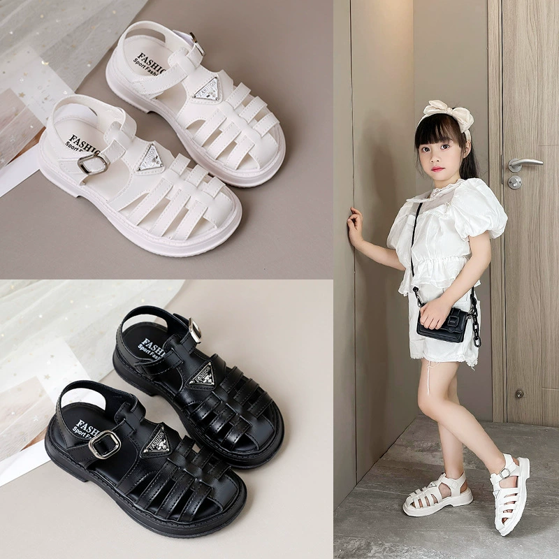 Детские сандалии для девочек, летний стиль для старших детей, закрытые римские туфли для девочек, новая детская обувь 2025 года, оптовая доставка для студентов.
