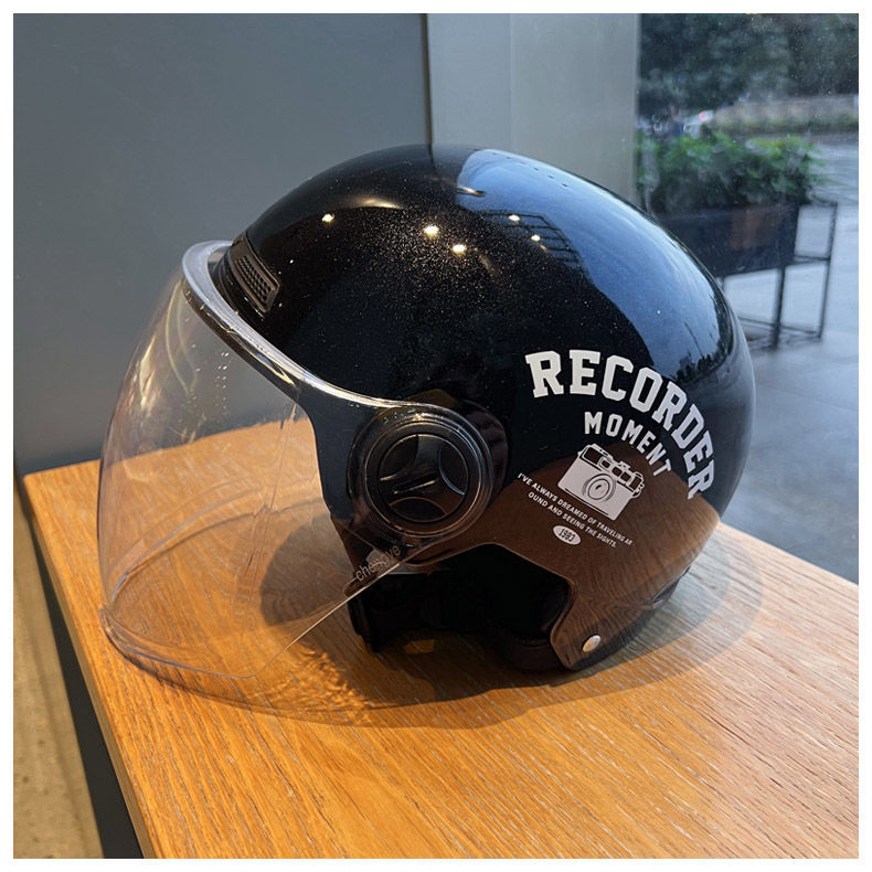 Suitable for electric car helmet certification motorcycle men's and women's helmet half helmet four seasons sun protection couple personality black and white