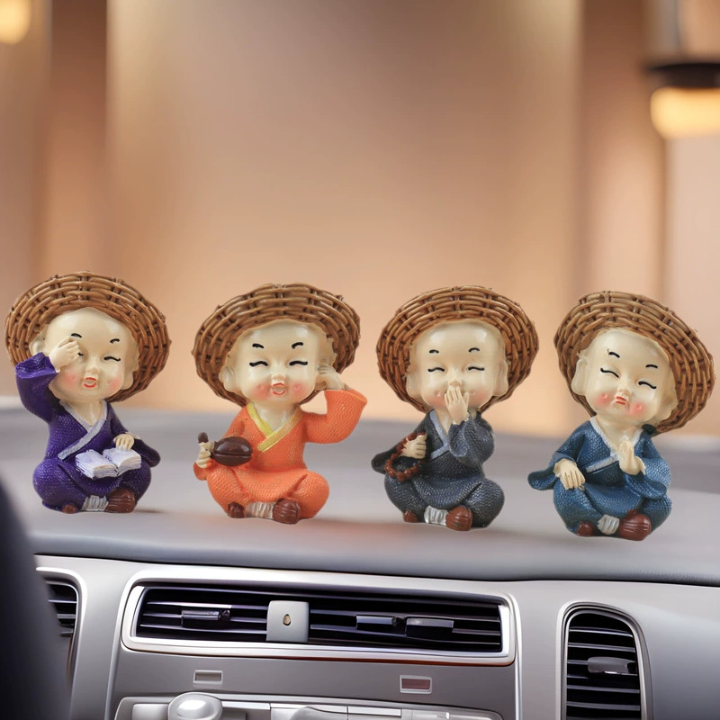 Креативные автомобильные украшения соломенные шляпы, шахматы, каллиграфия, каллиграфия, монах, приборная панель куклы, украшения для дома Аксессуары для гидропонных цветочных горшков