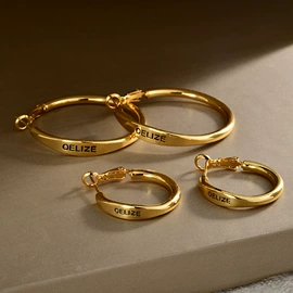 耳钉;耳扣;耳环