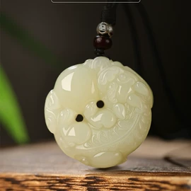 玉器工艺品;吊坠;宝石工艺品