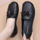 Mother's Shoes Summer Middle-aged Breathable Sandals Middle-aged Women's Hollow-out Leather Shoes Non-slip Soft Sole Comfortable Hole Shoes