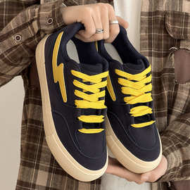 小众设计面包鞋2025秋季新款复古板鞋透气学生运动板鞋增高鞋男