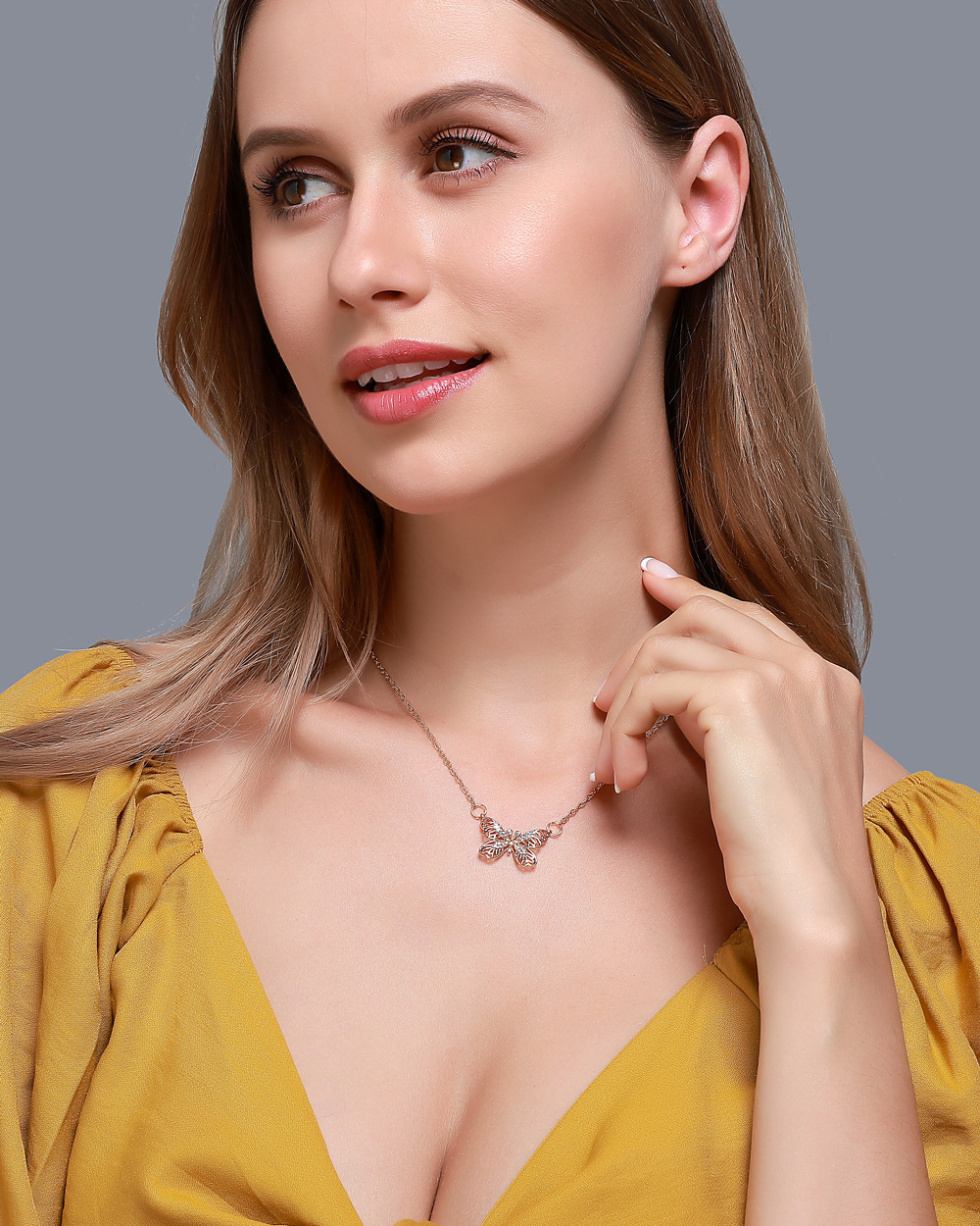 Butterfly Pendant Necklace With Hollow Collar Design For Women_voghion.com