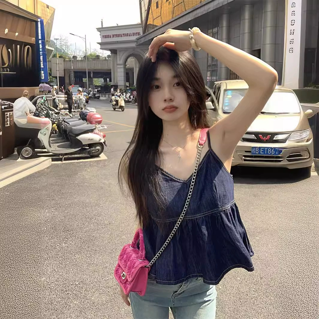 Ретро джинсовый камзол жилет женский летний 2024 новый дизайн чувство нишевые снаружи носить тонкий короткий топ без рукавов