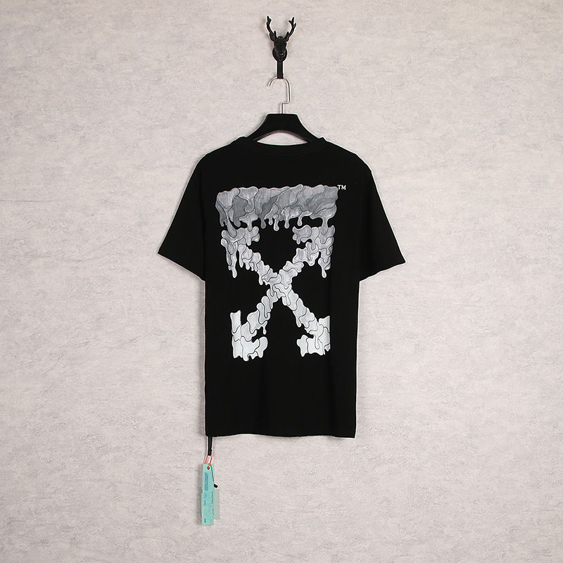 [Código Europeo] de flecha de gradiente clásico disuelto línea de advertencia de graffiti ow marca de moda pareja religiosa Camiseta de manga corta