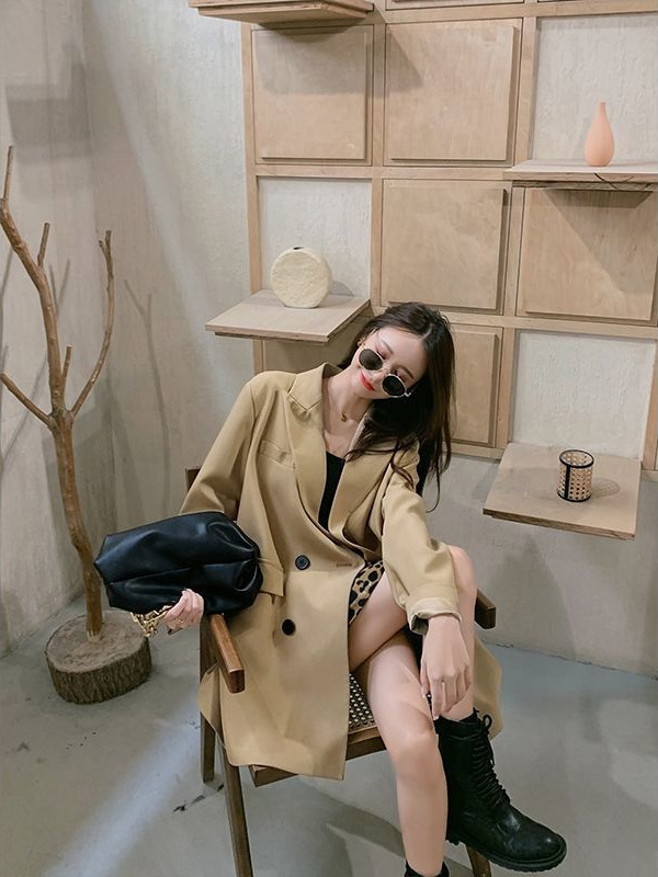 卡其色西装外套女设计感小众2025气质春秋女感宽松小西服上衣|undefined
