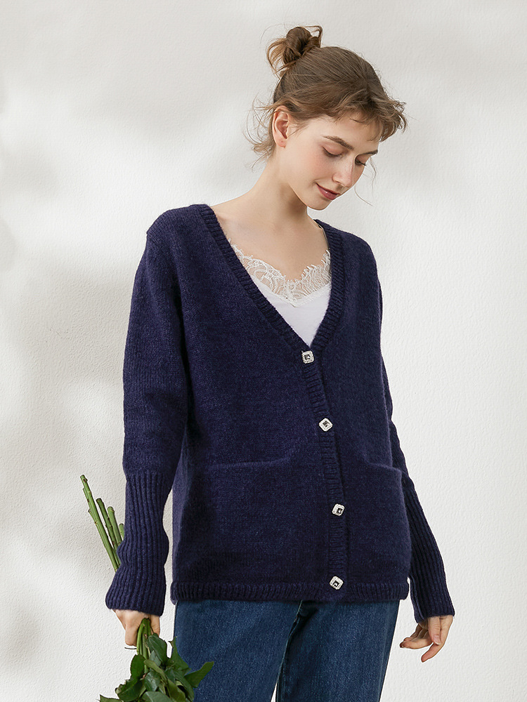 Fashionable elegant knitted sweater