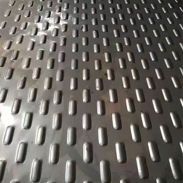 直条形防滑压花板