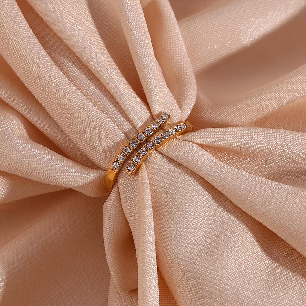 Adjustable Transparent Zircon Ring