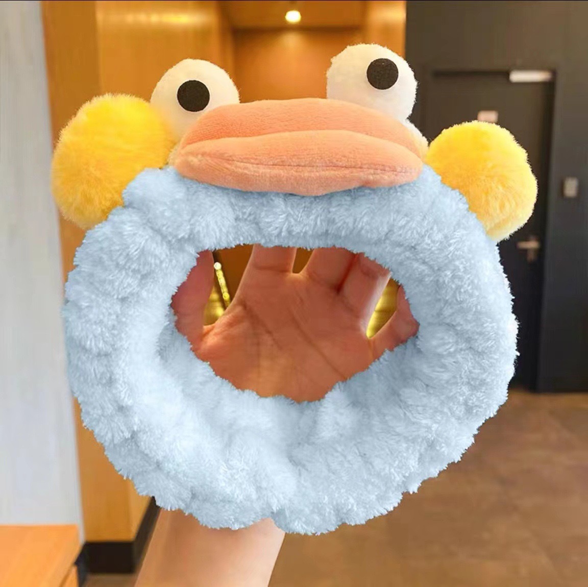 Caricatura verde rana correa de cabello mujer nuevo lindo gran ojo correa de cabello lavar la cara correa de cabello máscara de Navidad tocado