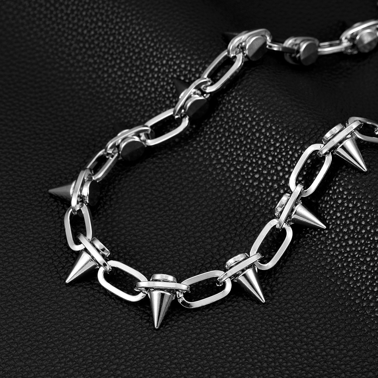 1 Piece Quantity Wholesale Jewelry Hip-Hop Rivet Metal Waist Chain