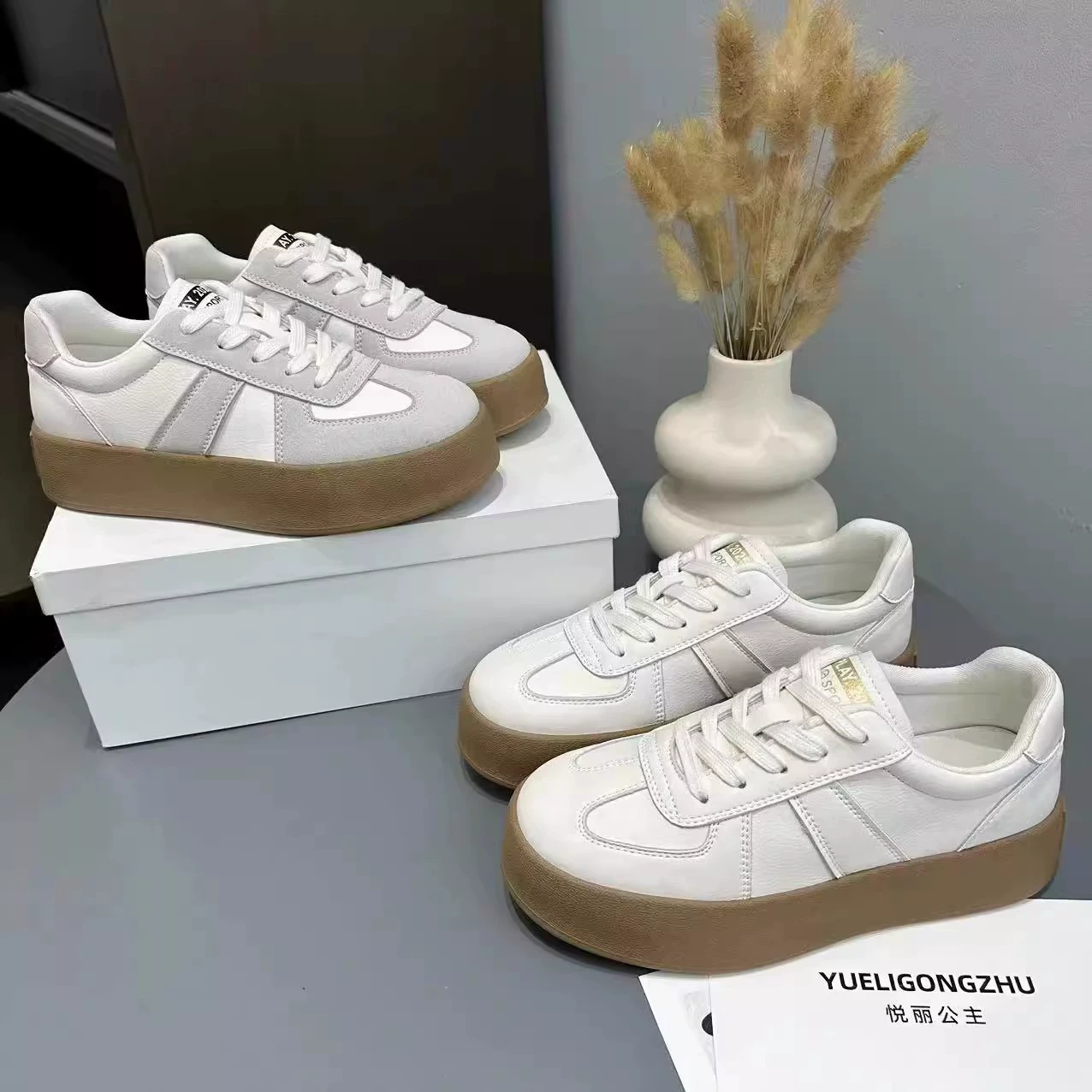 Мягкая кожа маленькая белая обувь женская голова кожа 2024 новая немецкая тренировка обувь весной и осенью