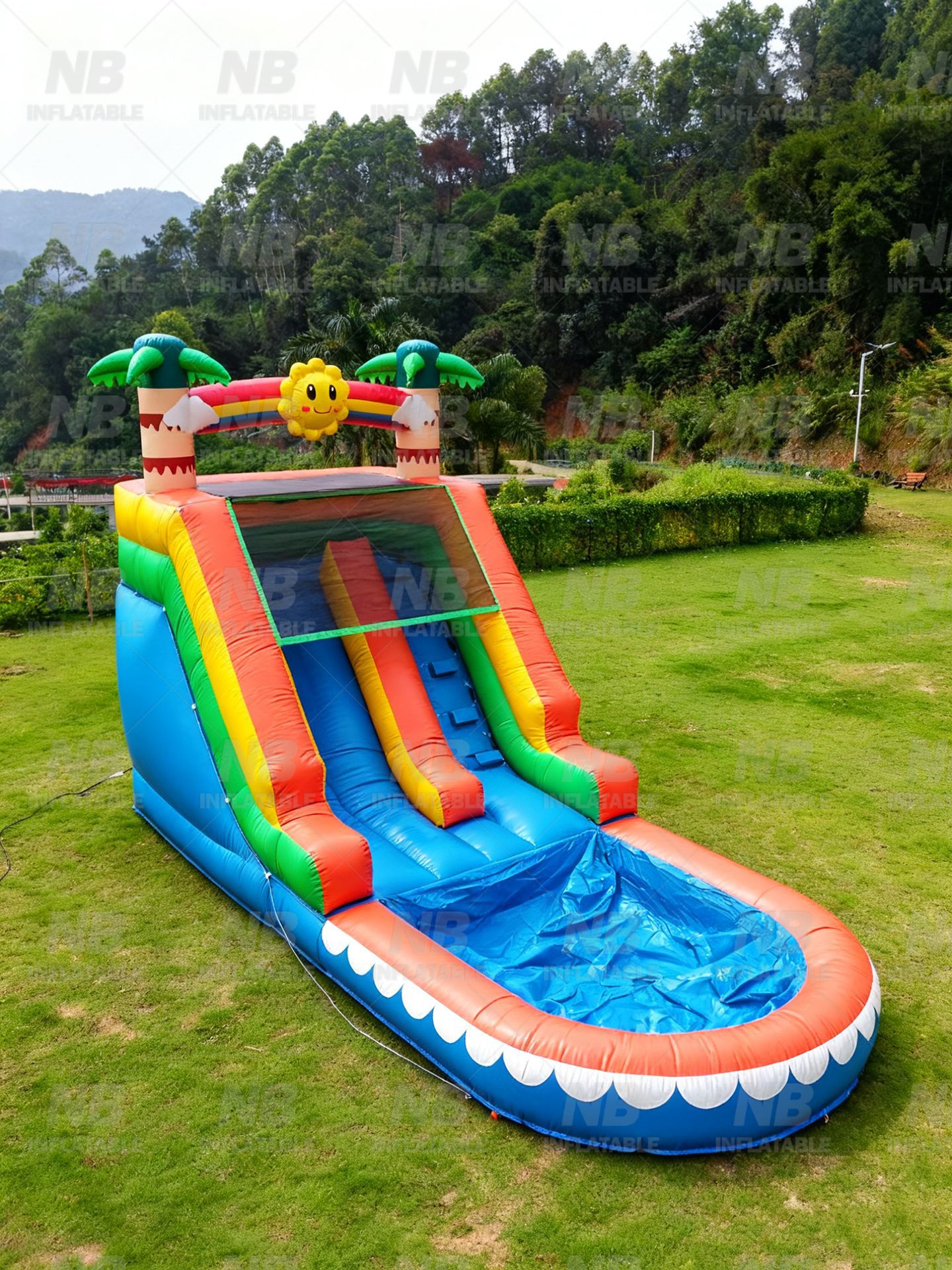Castillo inflable al aire libre tobogan de agua castillo infantil con piscina tobogan de cama de salto pequeño parque de atracciones de castillo travieso