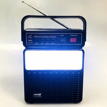 跨境貨源Built-in Bluetooth收音機 手提帶手電FM radio插卡音箱