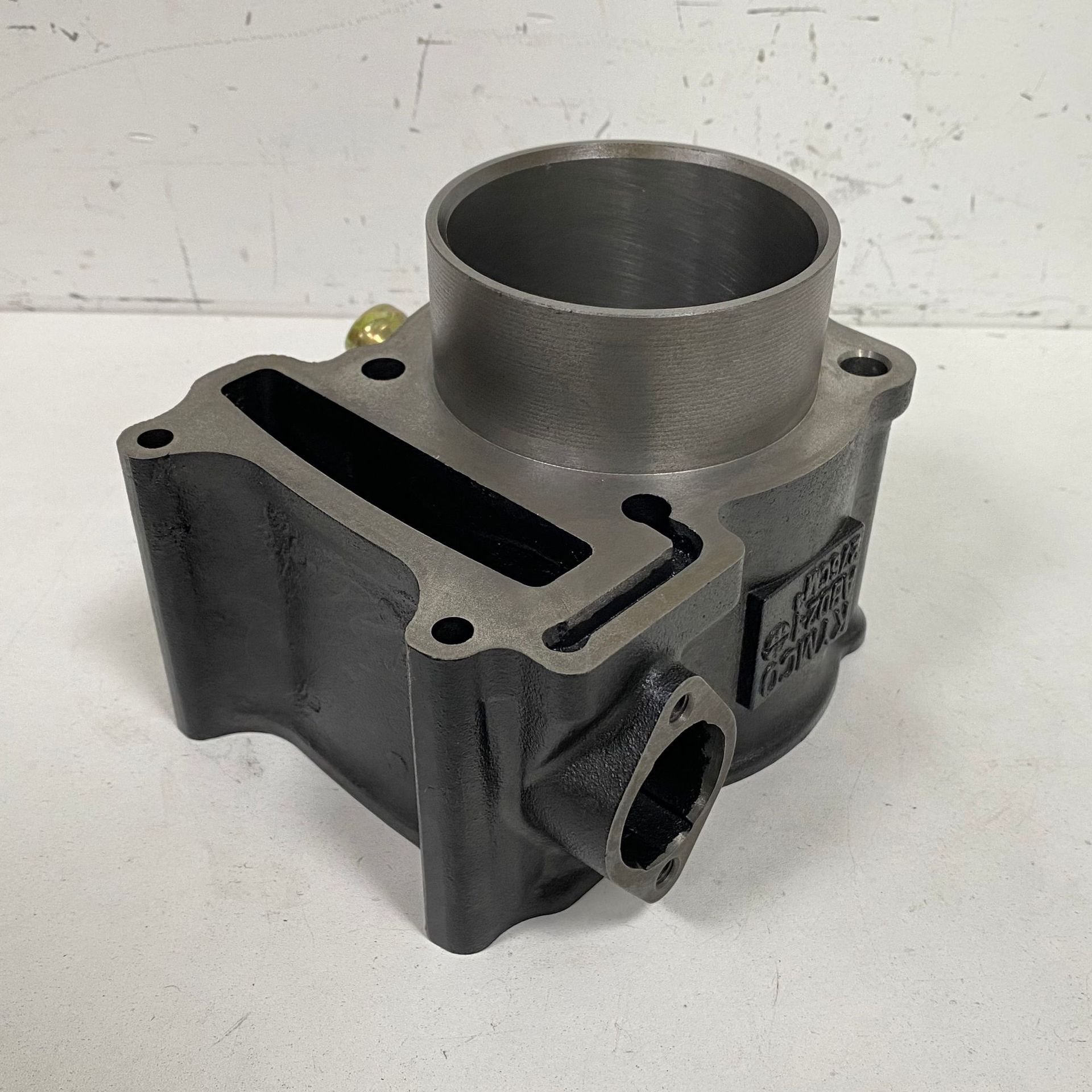 Motorcycle engine cylinder suitable for Kawasaki Force 300 KVF300 11005-Y003 ATV