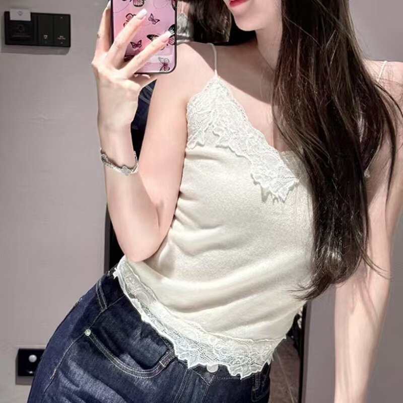 Dongdaemun Wool Soft-Touch Lace Patchwork V-Neck Knitted Camisole Inner Wear 2026 New Style Sexy Tank Top for Women Dongdaemun Wool Soft-Touch Lace Patchwork V-Neck Knitted Camisole Inner Wear 2026 New Style Sexy Tank Top for Women