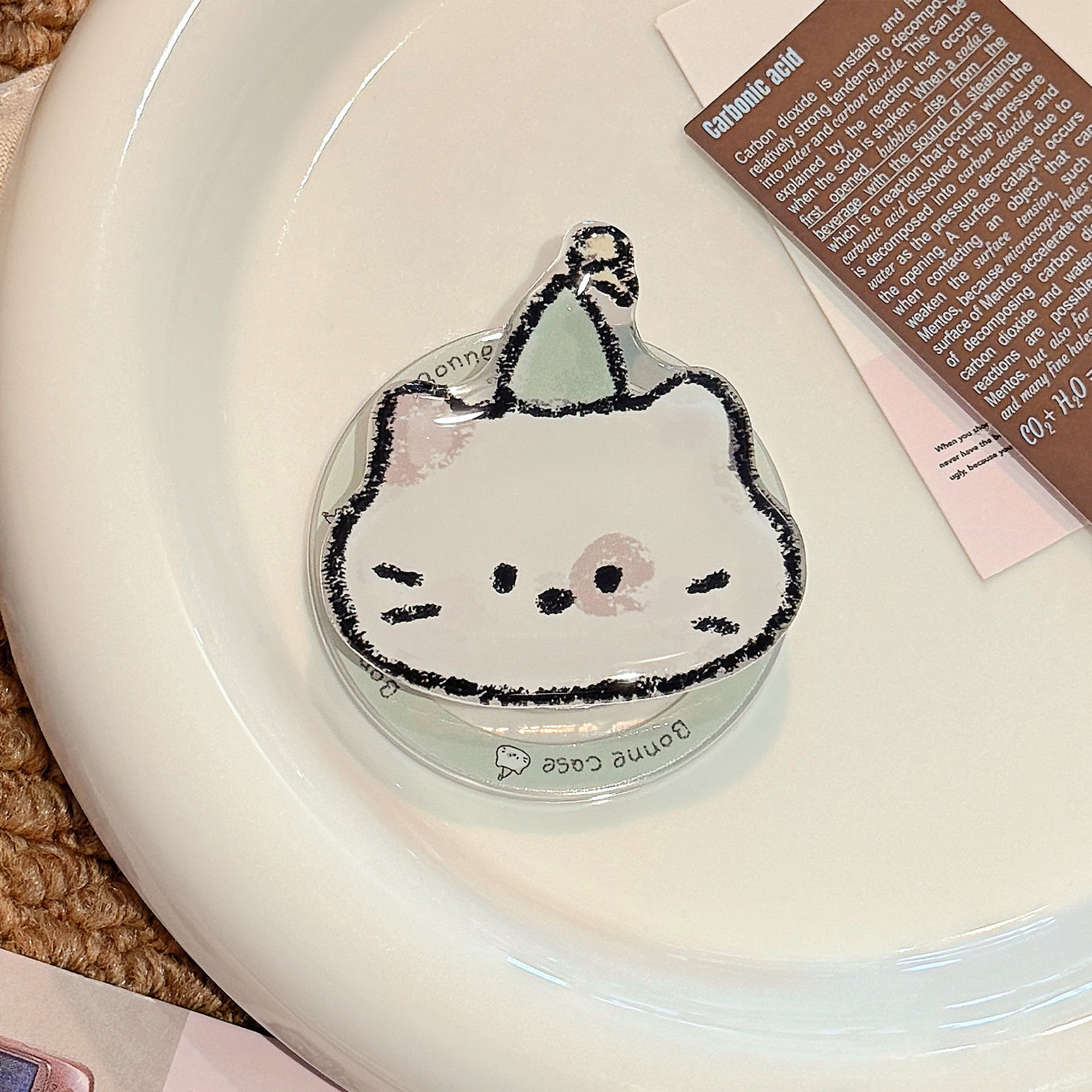 Adecuado para Magsafe soporte magnético lindo de dibujos animados pequeño animal soporte de airbag de teléfono móvil escritorio portátil retráctil