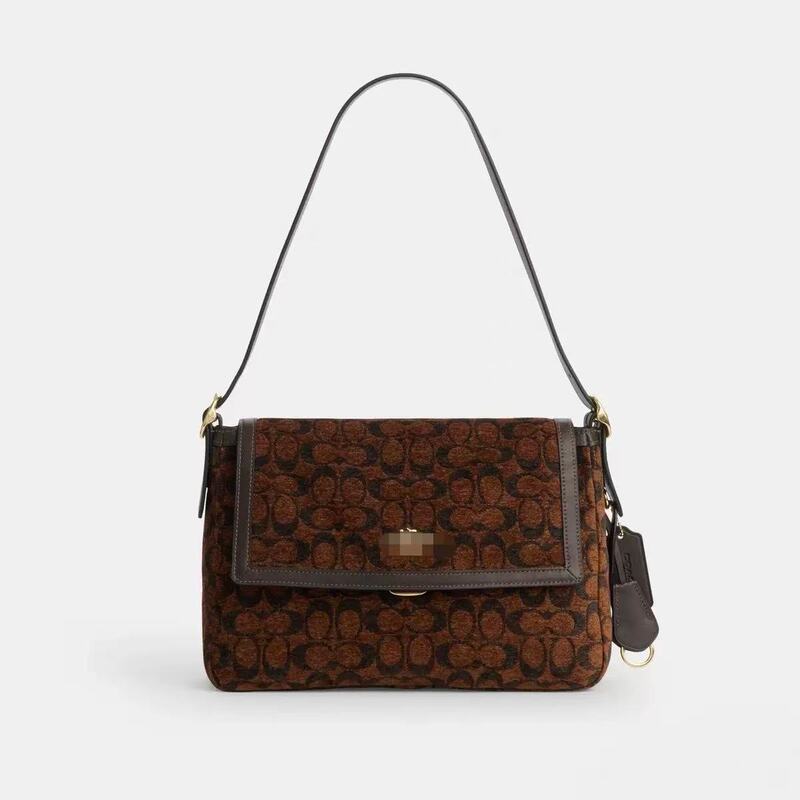 Coach Outlet 25 Autumn/Winter New Etta29 Suede Flap Underarm Women's Bag Single Shoulder Retro Commuter Crossbody Women's Bag Coach Outlet 25 Autumn/Winter New Etta29 Suede Flap Underarm Women's Bag Single Shoulder Retro Commuter Crossbody Women's Bag