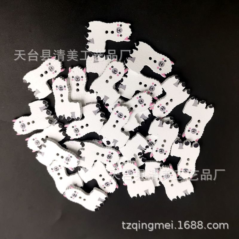 Fondo blanco pintado botones de madera de alpaca de dibujos animados DIY blanco alpaca botones de madera 50 piezas un paquete