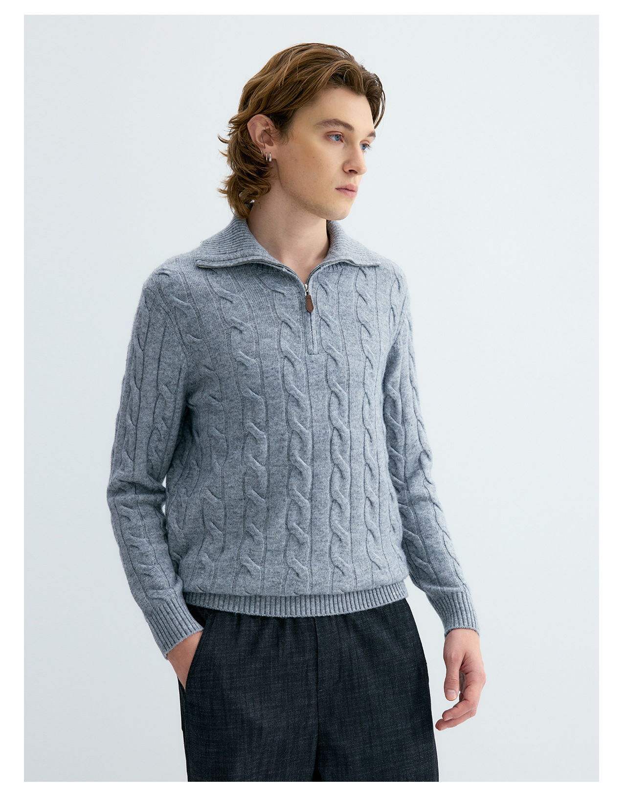 UNF 530g Cable-Knit Half-Zip Polo Sweater