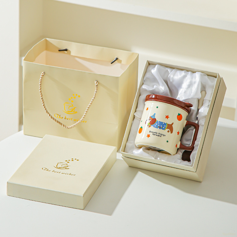 Cute cachorro de oficina taza de cerámica doméstica con cubierta cucharas de desayuno de estudiantes de niñas tazas de agua para beber tazas de café pareja