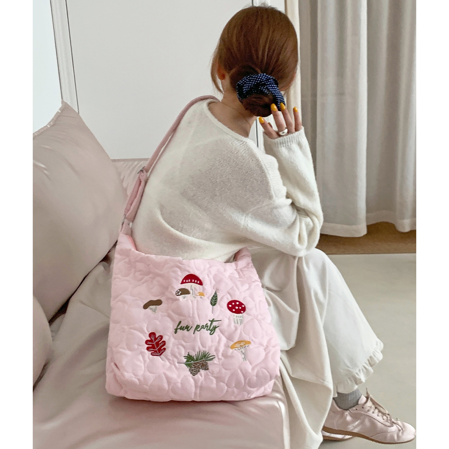 秋日复古小清新斜挎包绗缝夹棉腋下包学生通勤托特包可爱森系韩版