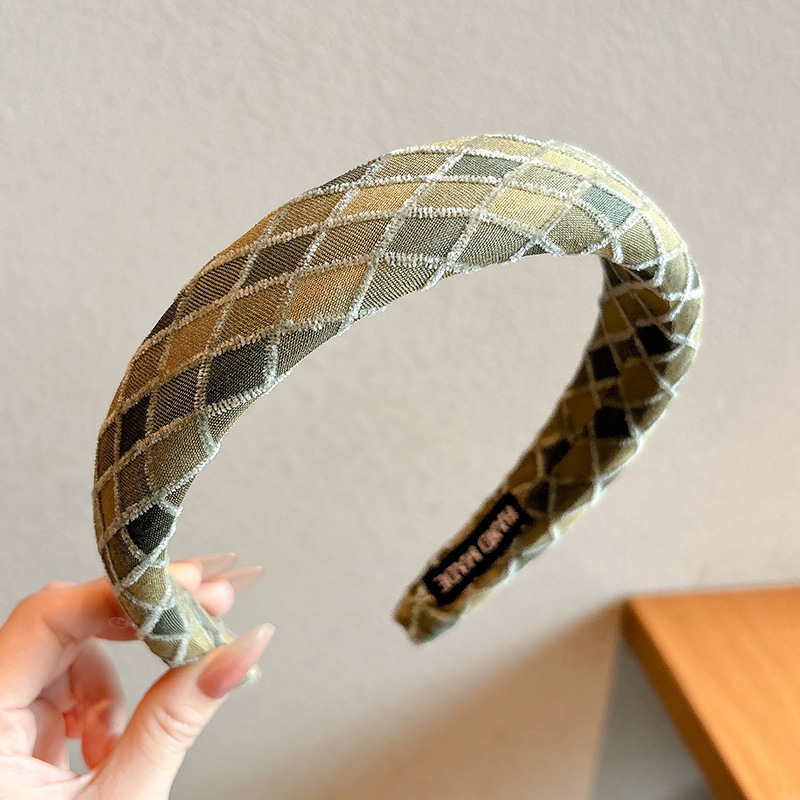 Primavera pequeña diadema fresca para mujer 2025 celebridad de Internet nuevo estilo salvaje fuera de estilo coreano horquilla de cabello prensado diadema accesorios para la cabeza