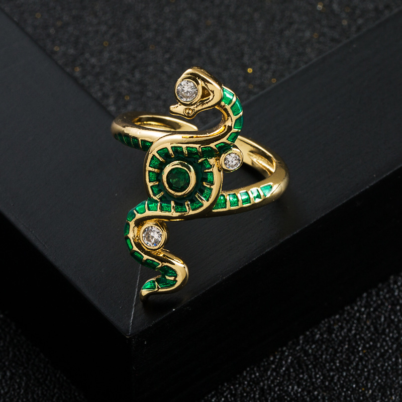 Fashion Copper Gold-plated Micro-set Zircon Snake-shaped Winding Ring display picture 1