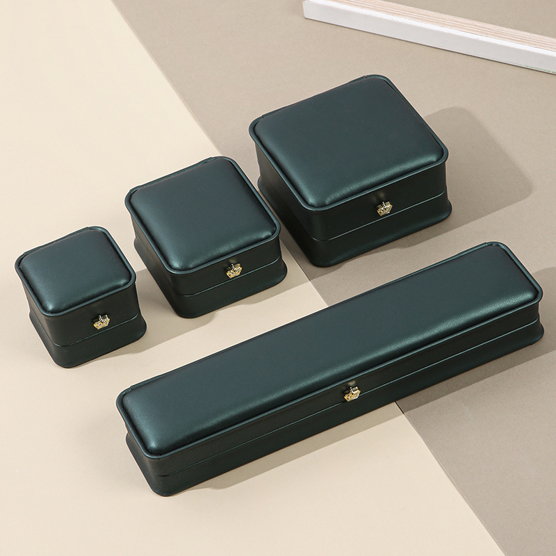 Corona-verde oliva; anillo 6*6*5