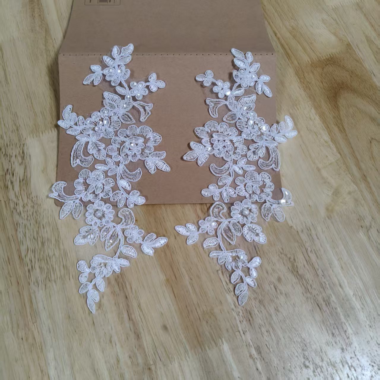 多色刺绣贴花 车骨蕾丝花朵手工 DIY芭比娃娃材料婚纱礼服辅料