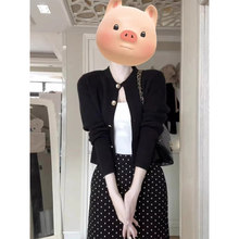小香风金扣黑色针织开衫女春秋季高级感外搭修身短款毛衣外套上衣