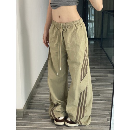 Women's Loose Wide-Leg Straight-Style Summer Tapered Paratrooper Pants with American-Style Side Stripes – Perfect for Street Dance, Sports, and Outdoor Workwear