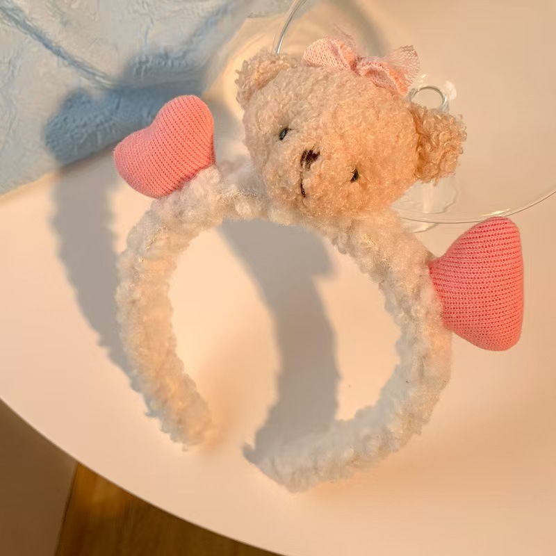 Linda diadema de oso de amor tridimensional, diadema de felpa de dibujos animados de celebridades de Internet, diadema de lavado de cara, accesorios para el cabello de todo fósforo de celebridades de Internet al por mayor