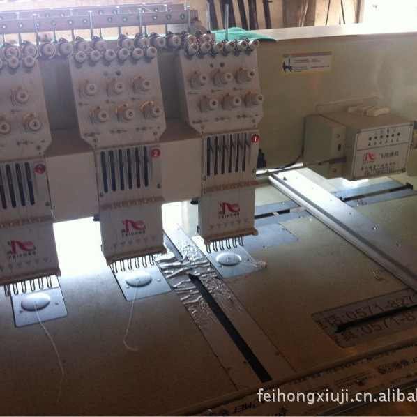 工厂供应双倍大旋梭自动换色电脑绣花机服装纺织品全自动绣花机