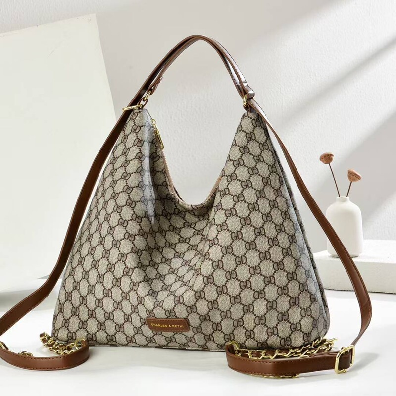 Factory Direct Sales of New Women's Bags, Fashionable, Versatile, Casual, Trendy, Stylish, High-End, Large Capacity, Light Luxury, Niche