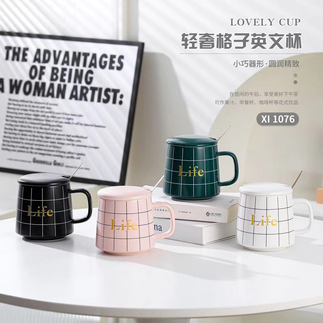 Estilo nórdico personalizado fresco simple Taza de cerámica con tapa cuchara taza de café regalo de la Oficina taza para beber