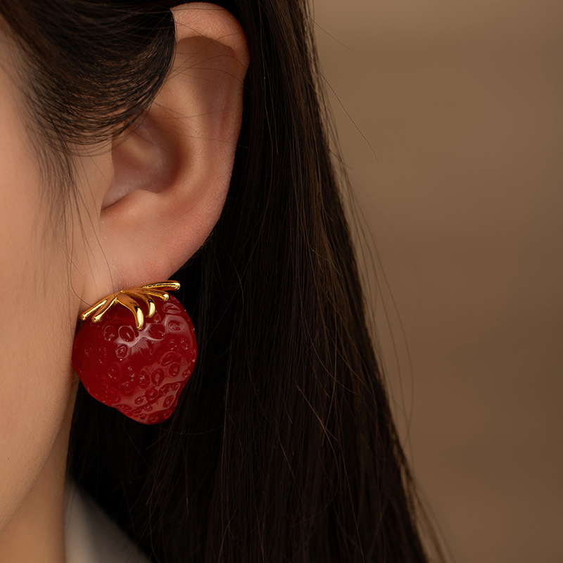 0.03µm Gold Plating Thickness 1 Pair Cute Streetwear Strawberry Resin Ear Studs