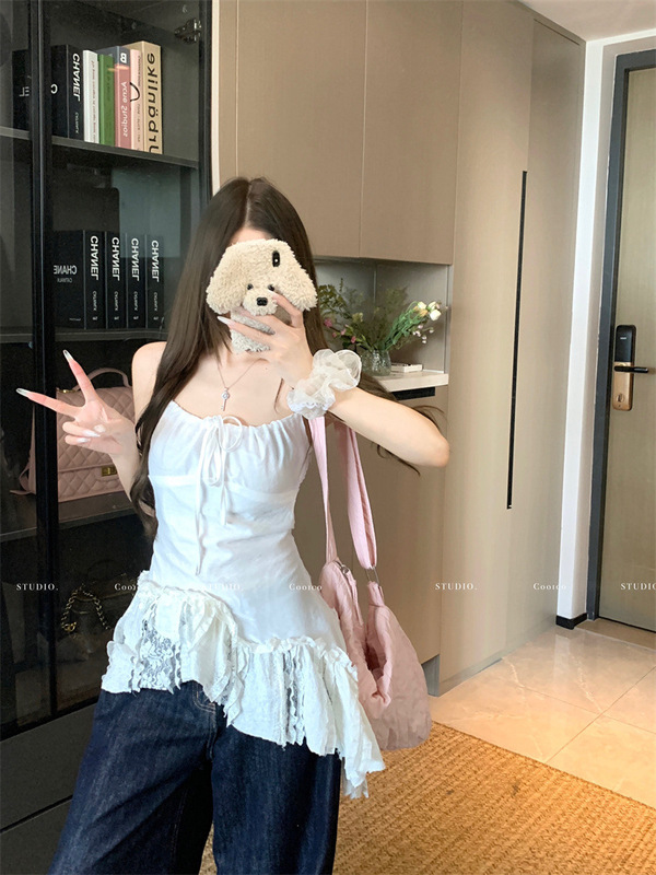 甘いホットガールデザインレーススプライシングキャミソール女性の夏の新しいニッチ不規則な痩身トップ|undefined