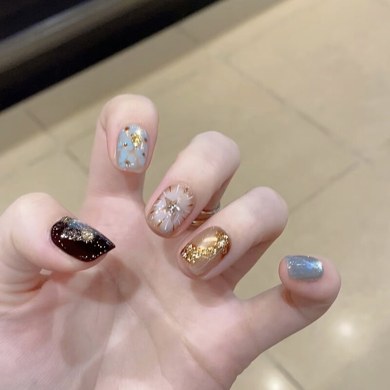 Dai Risen [Twinkling Starlight] Cute Ins Style Wearable Nails Short Hand-Painted Cat Eye Manicure Fake Nails